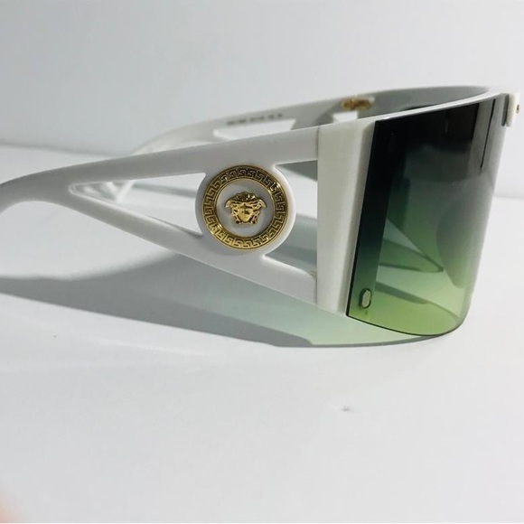 New Versace Clear Shield Ladies Sunglasses VE4393 401/1W 46 - Picture 9 of 16